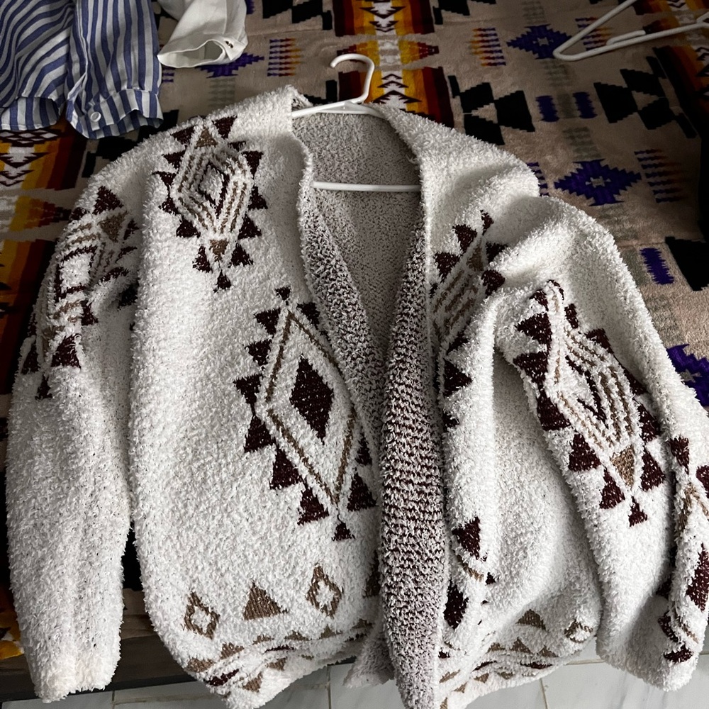 Chic White and Brown Geometric Cardigan